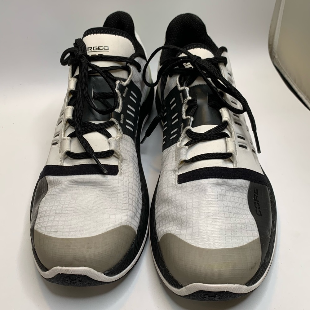 New Under Armour Charged Core Sneakers Tennis Shoes sz 11